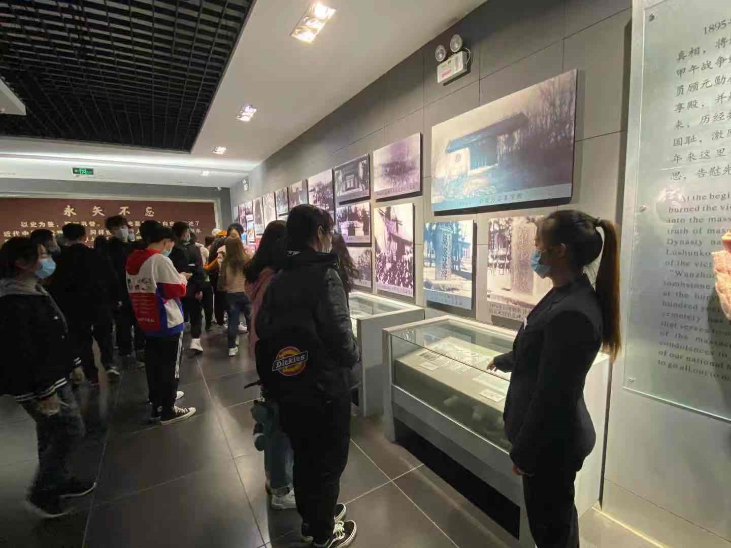 旅顺万忠墓纪念馆开展爱国主义教育活动